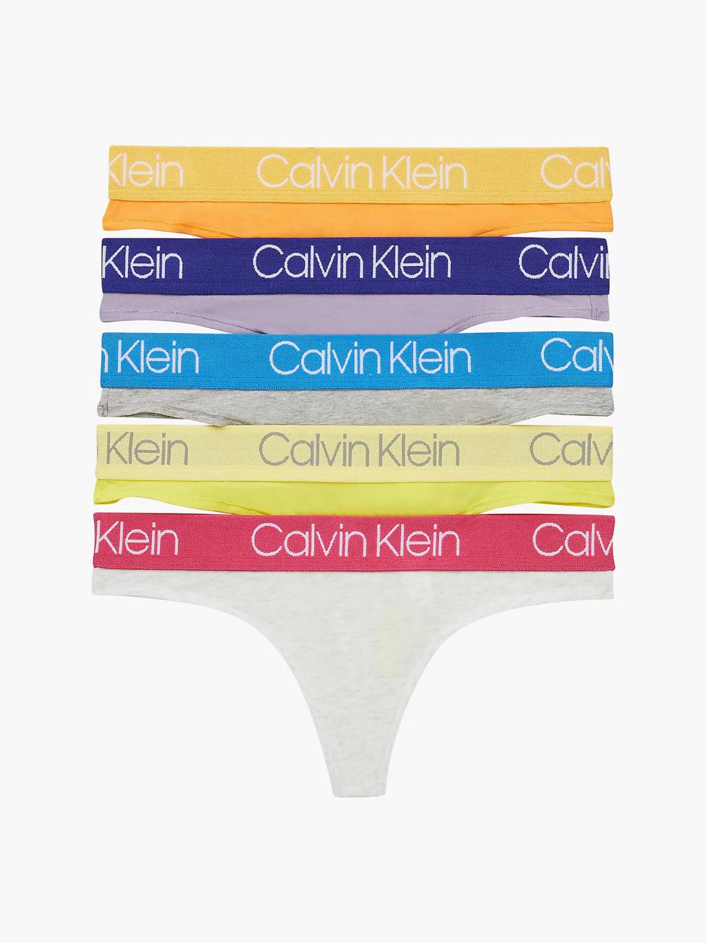 QD6013/1ID - tanga Calvin Klein 5pack